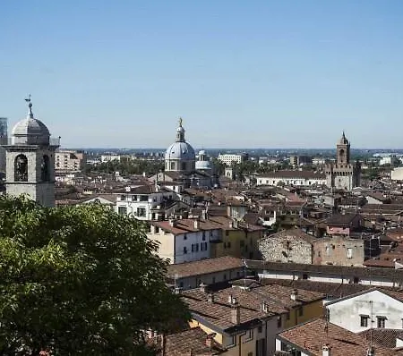 Di Lusso In Grattacielo - Vista Mozzafiato Su アパート